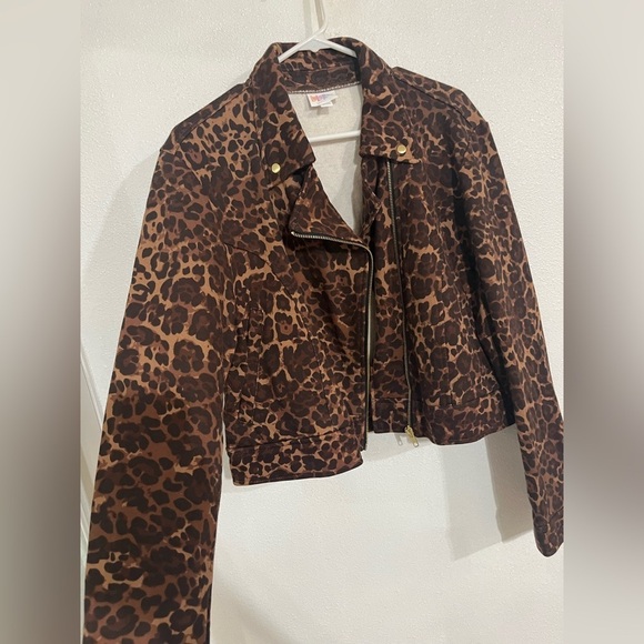 Lula Roe XL, animal print Moto jacket. NWT - Picture 4 of 5